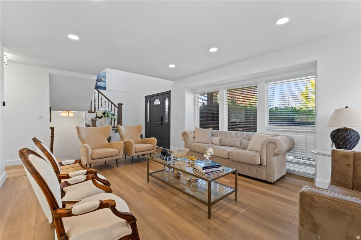 HUNTER'S POI - Residential