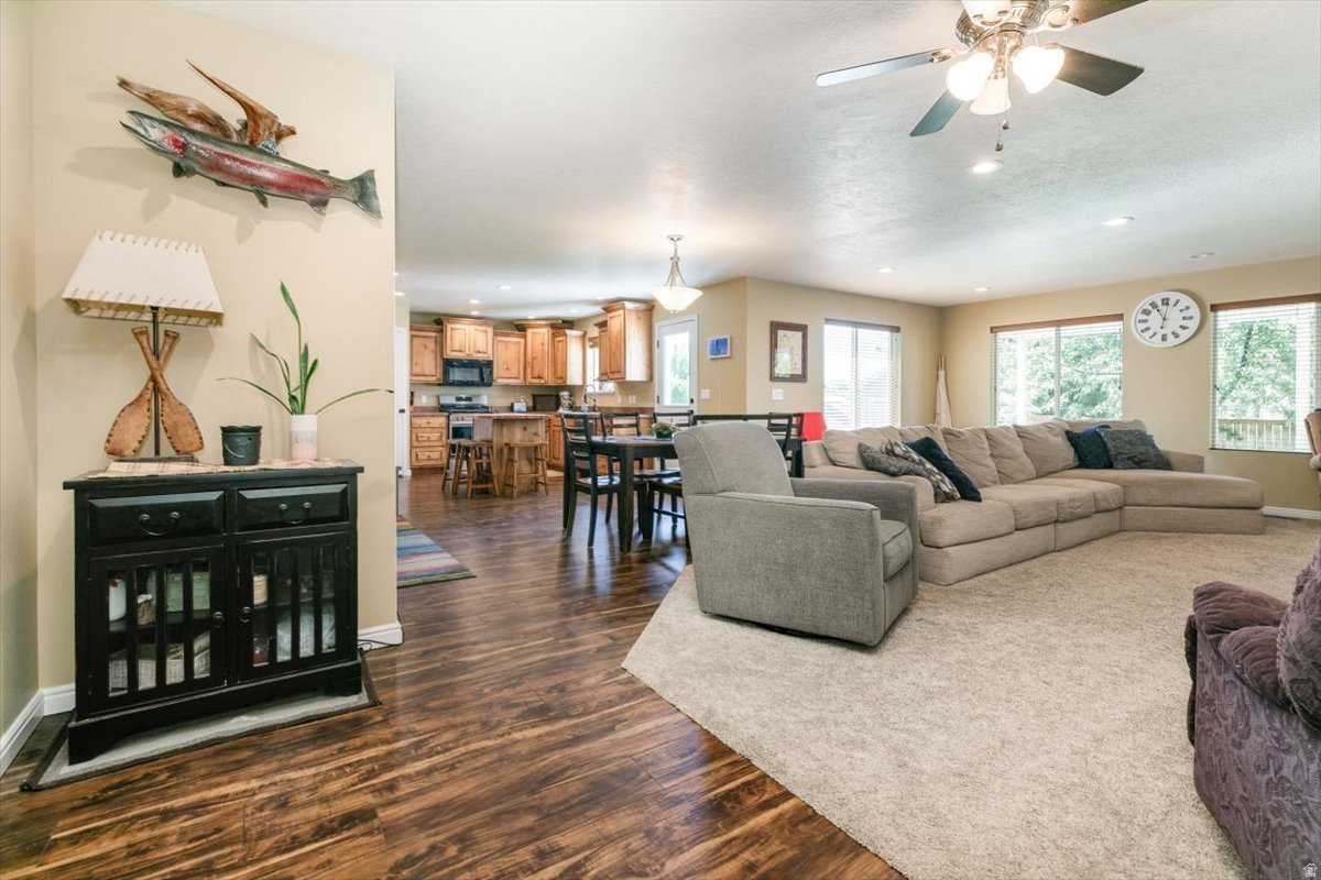 SEVENTH SOUTH SUB - Residential