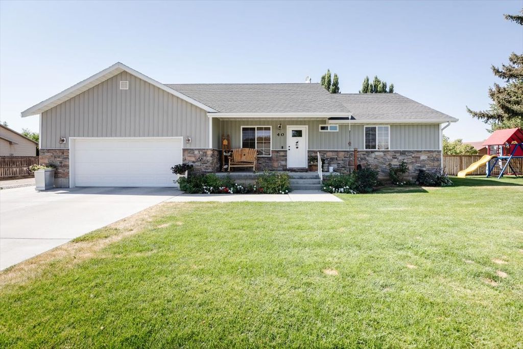 Photo of 40 E 700 S, Preston, ID 83263 (MLS # 2122780)