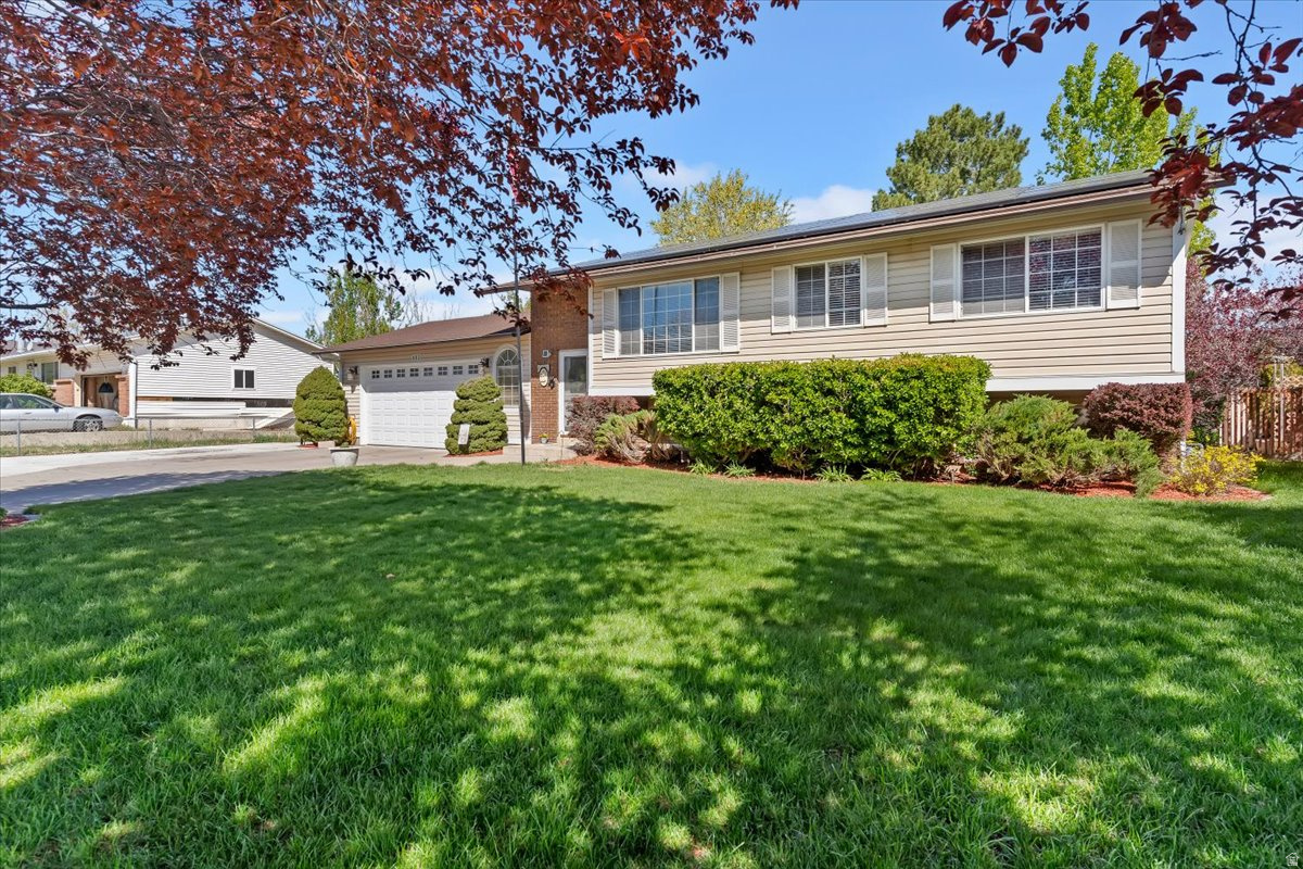 GREEN HILL ACRES - Residential