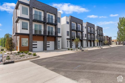 Photo of 32 W 400 S, Bountiful, UT 84010 (MLS # 2189211)