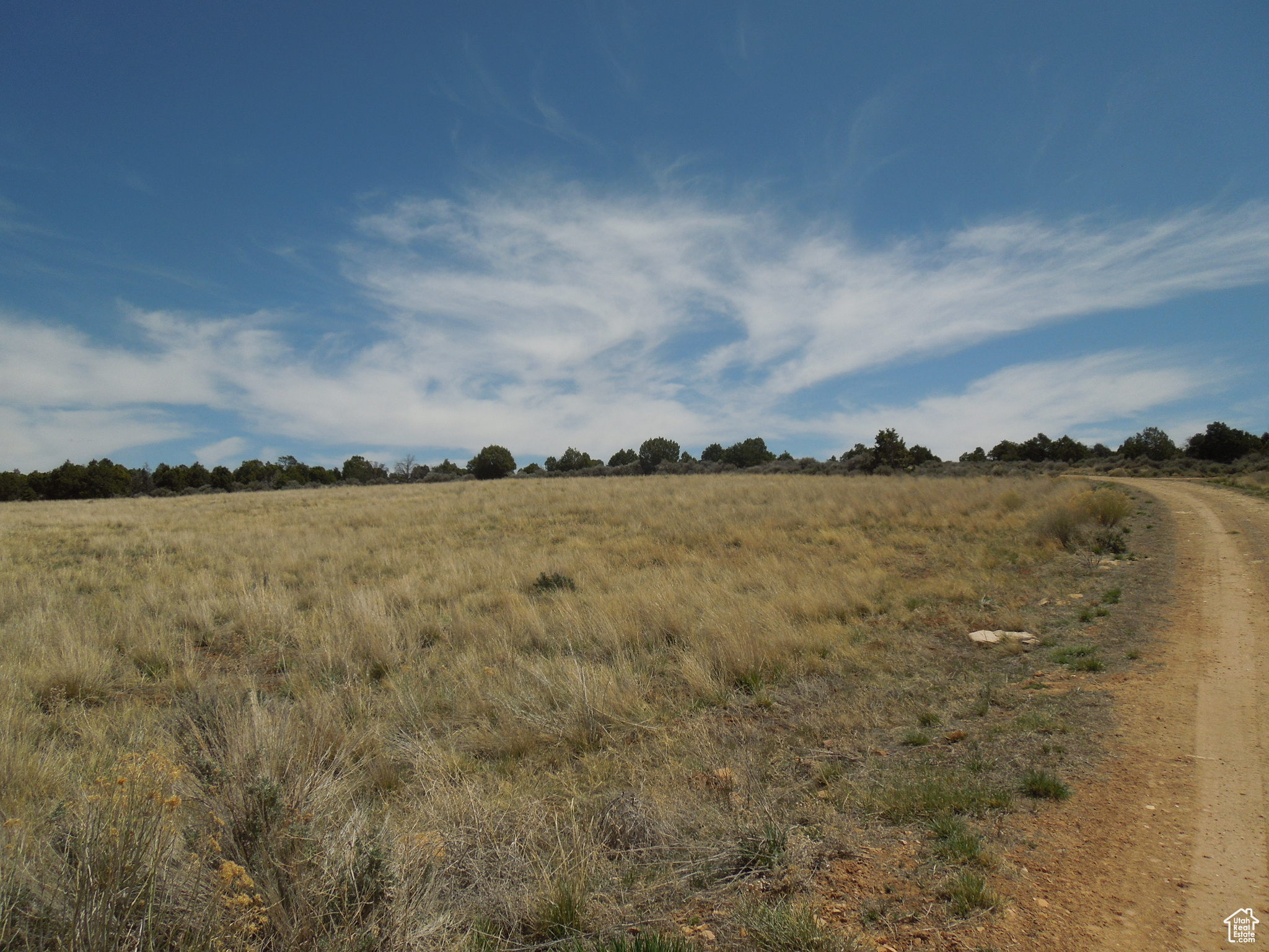 SUNRISE COUNTRY - Land