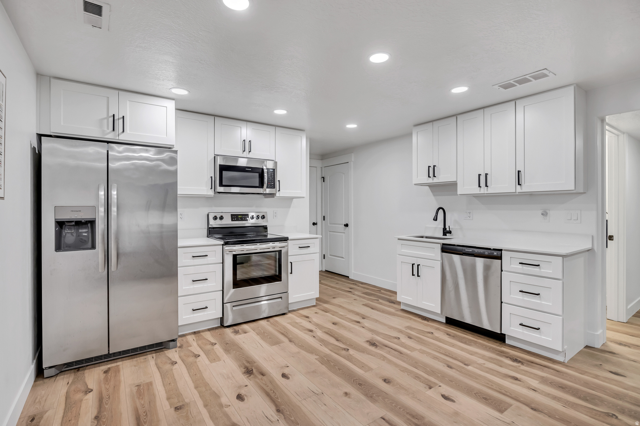 QUAILHILL - Residential