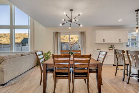 Tiny photo for 1596 W QUAILHILL RD, Saratoga Springs, UT 84045 (MLS # 2146123)