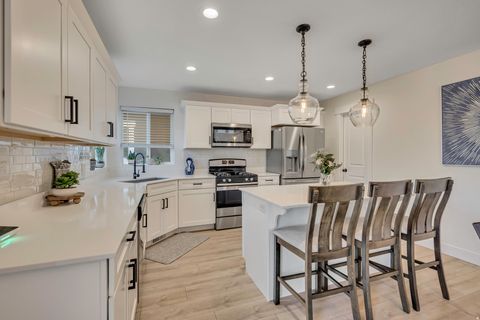 Tiny photo for 1596 W QUAILHILL RD, Saratoga Springs, UT 84045 (MLS # 2146123)