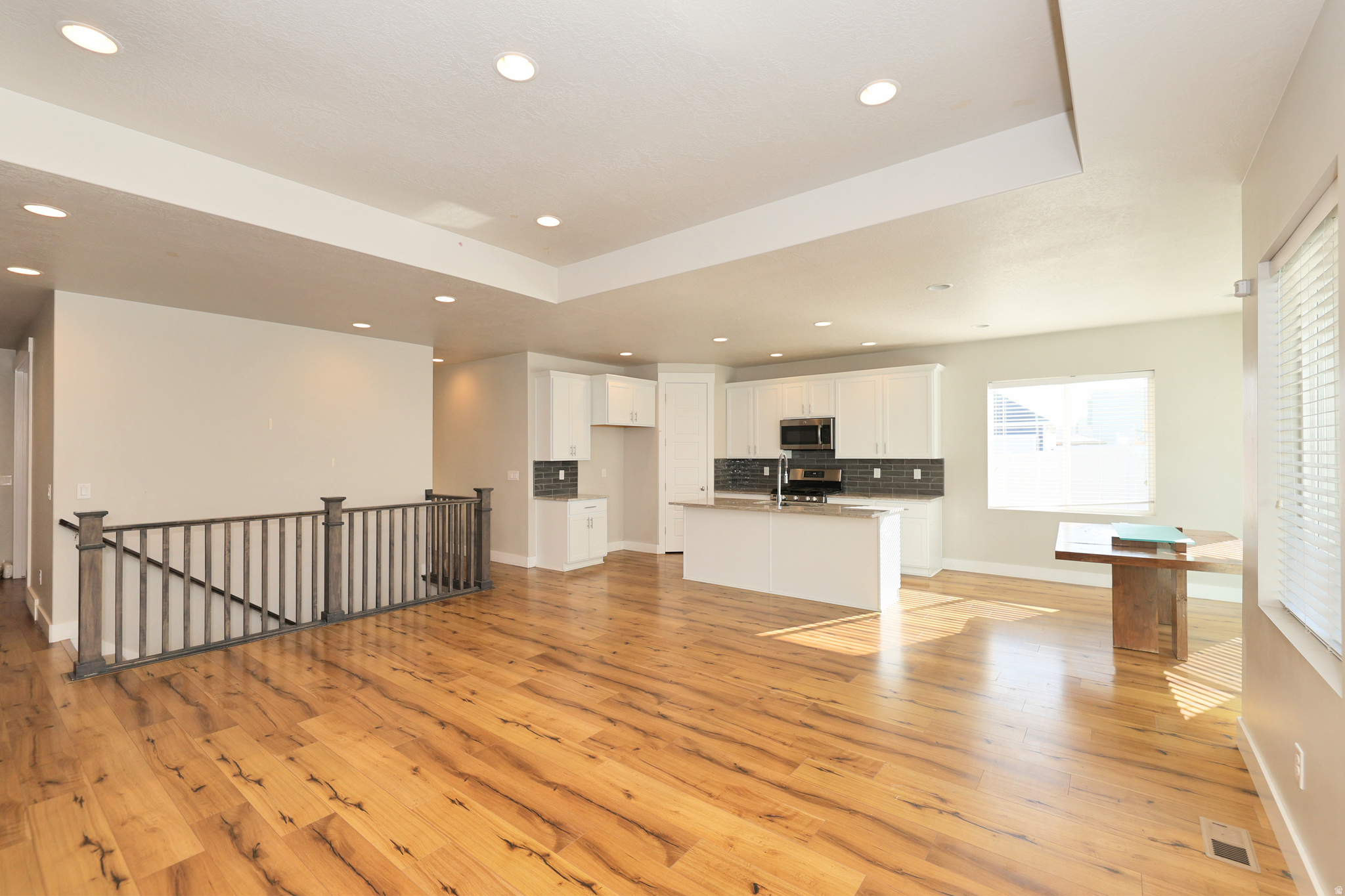 SOMMERGLEN HEIGHTS - Residential