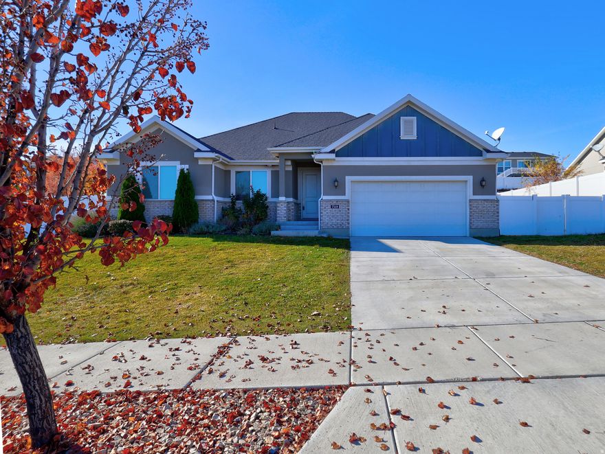 *** Location, Location, Location this home will not last long. close to Schools and Easy Access to Amenities and Freeway. This 4 Bedroom 2 Bathroom , home sits in a quiet neighborhood.