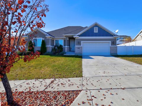 Photo of 7518 S 5720 W, West Jordan, UT 84081 (MLS # 2122508)