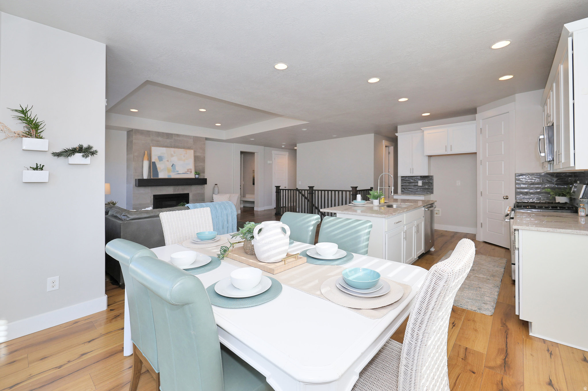 SOMMERGLEN HEIGHTS - Residential