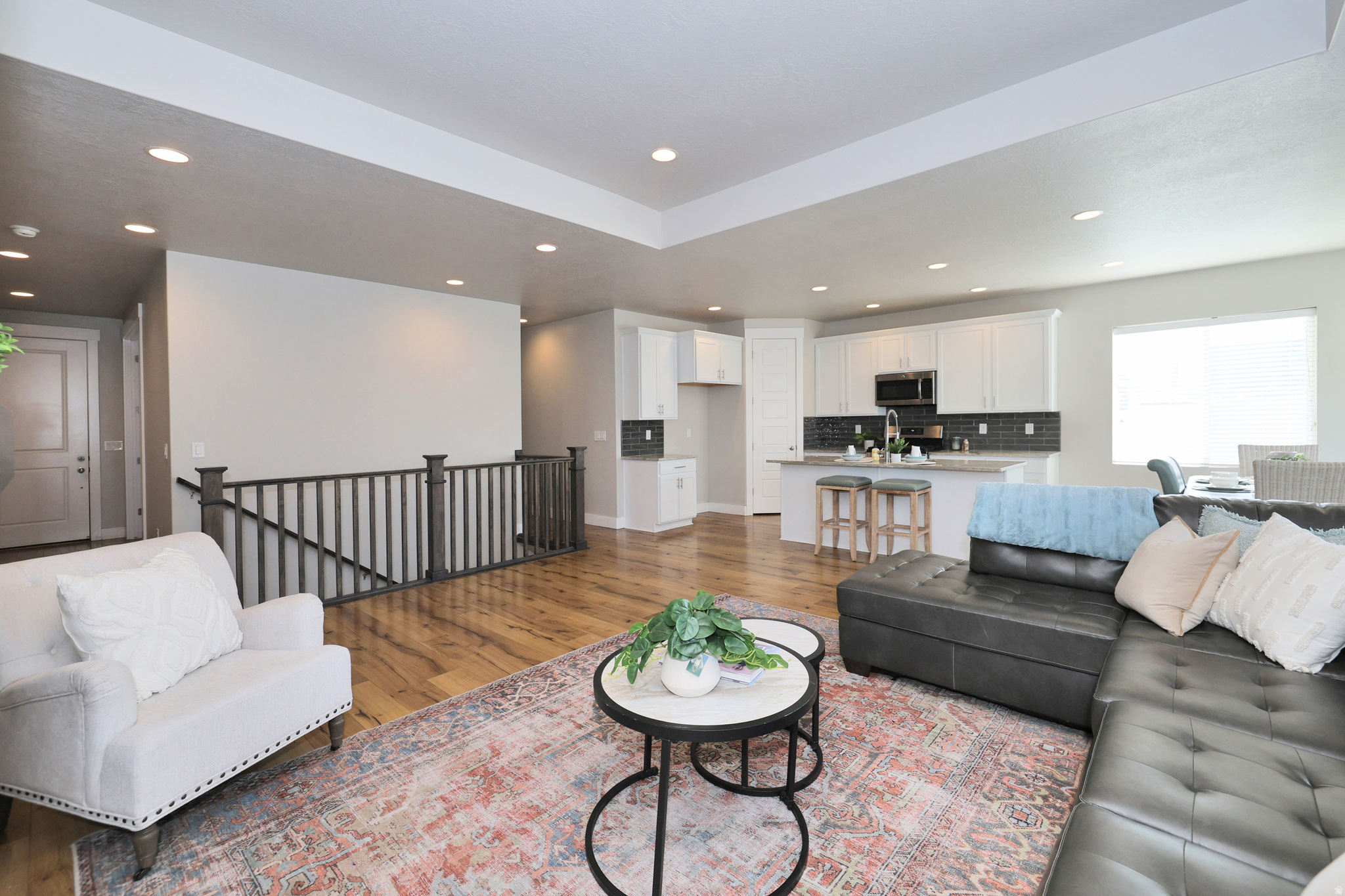 SOMMERGLEN HEIGHTS - Residential