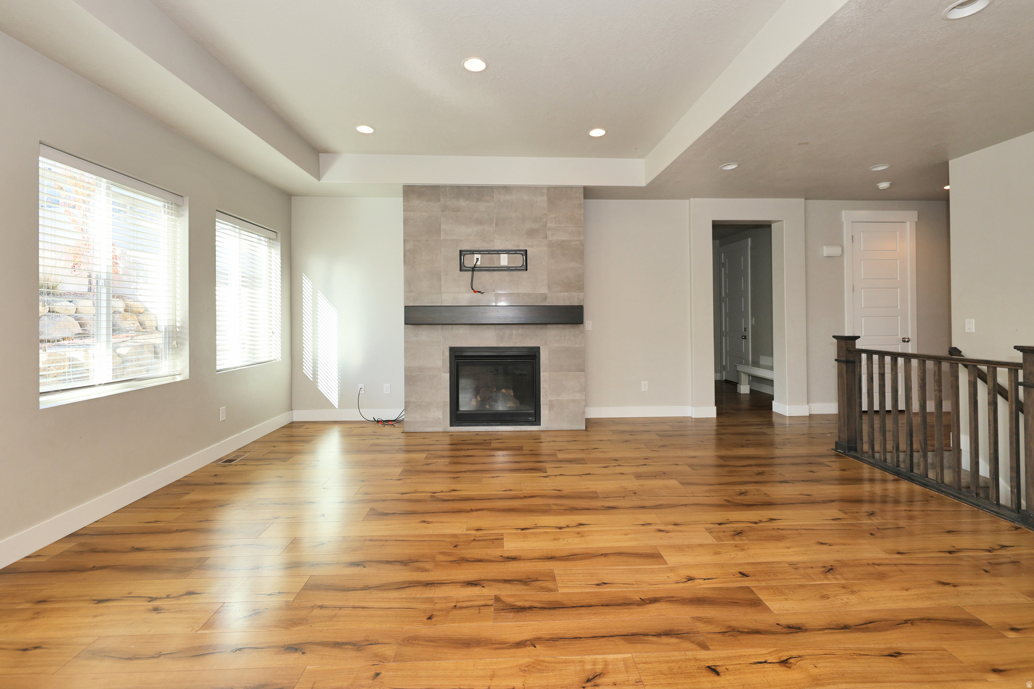 SOMMERGLEN HEIGHTS - Residential