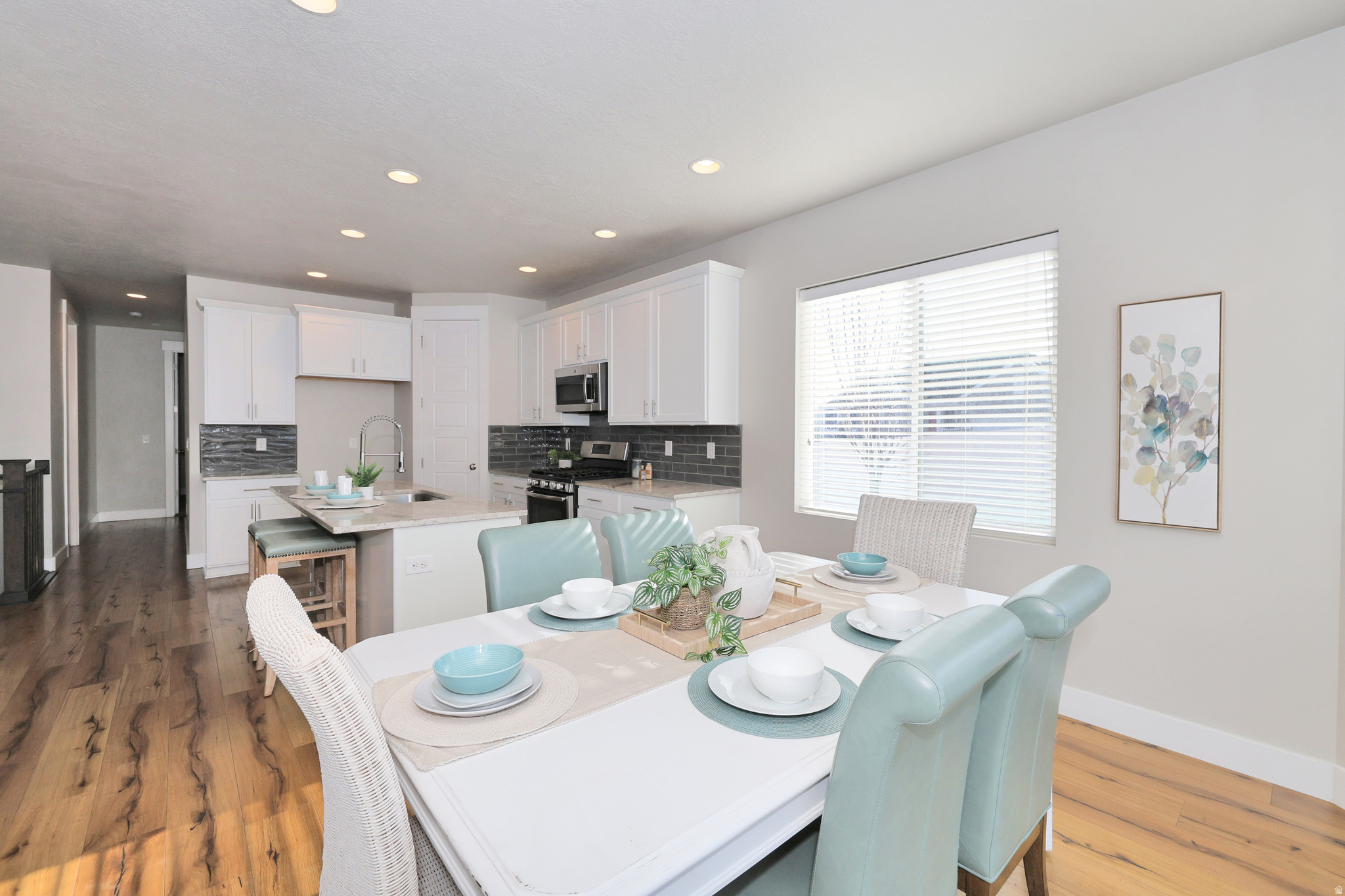 SOMMERGLEN HEIGHTS - Residential