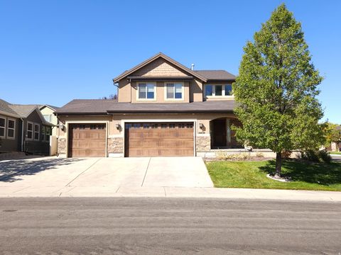 Photo of 14638 S QUIET GLEN DR, Herriman, UT 84096 (MLS # 2151698)