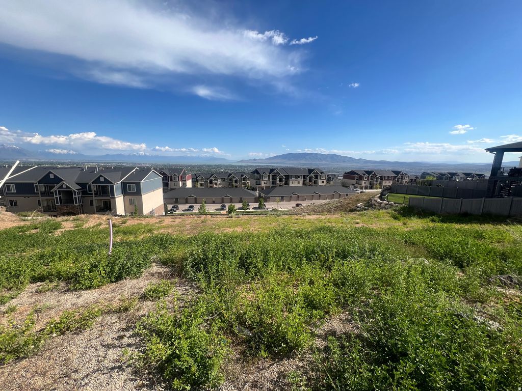 Photo of 1057 W SEASONS VIEW CT, Lehi, UT 84048 (MLS # 2128558)