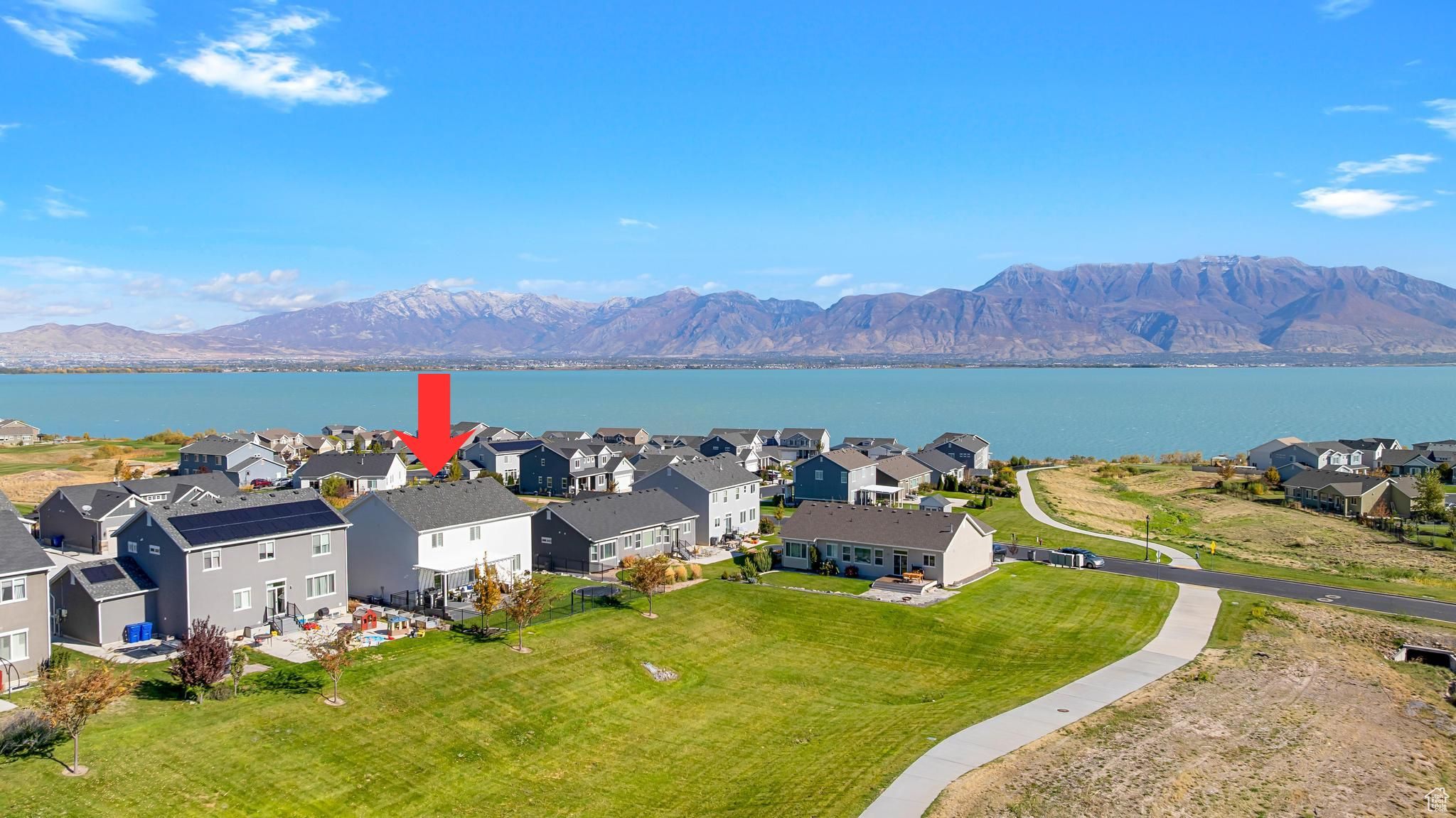 LAKESIDE - Residential