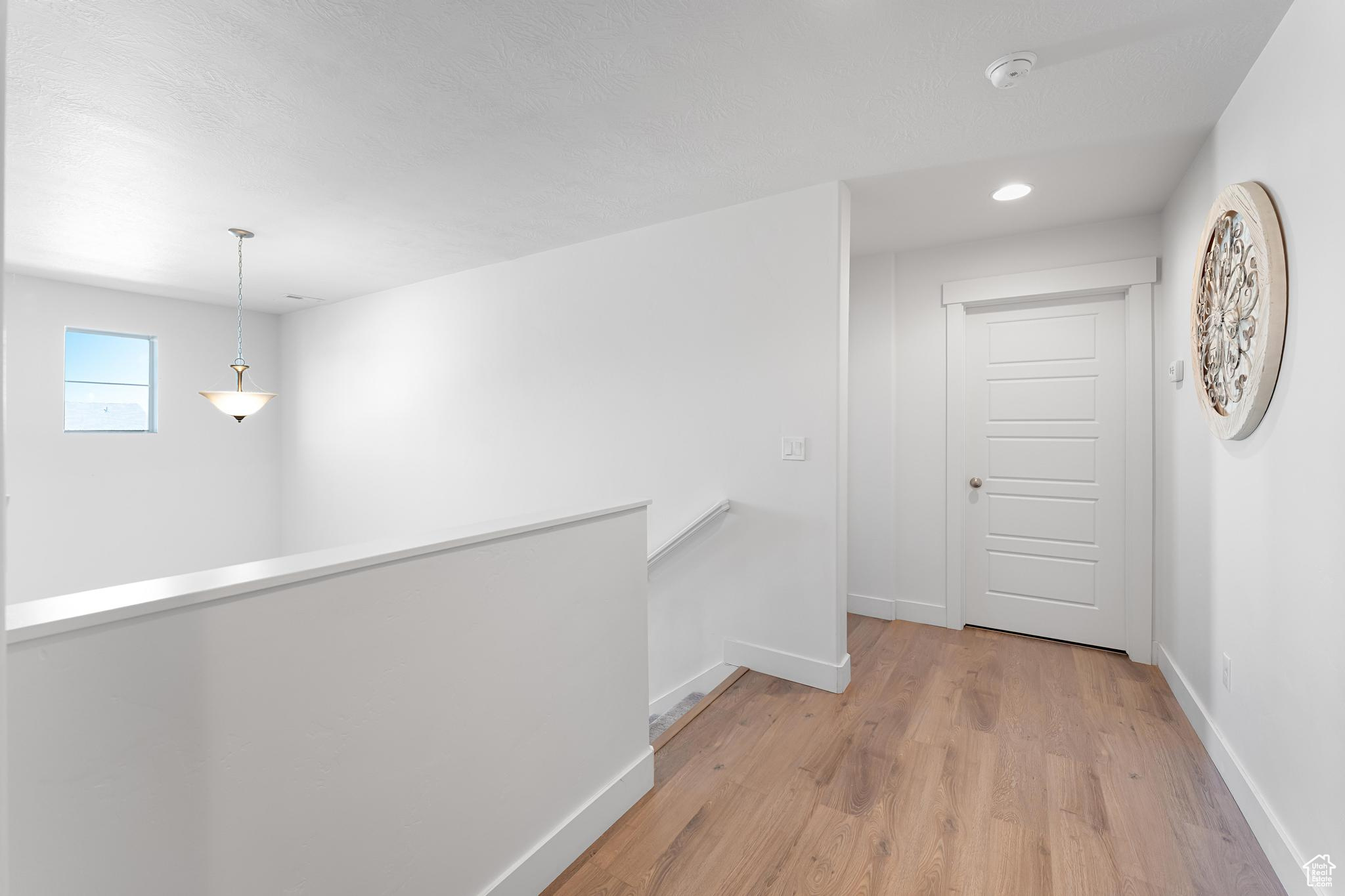 LAKESIDE - Residential