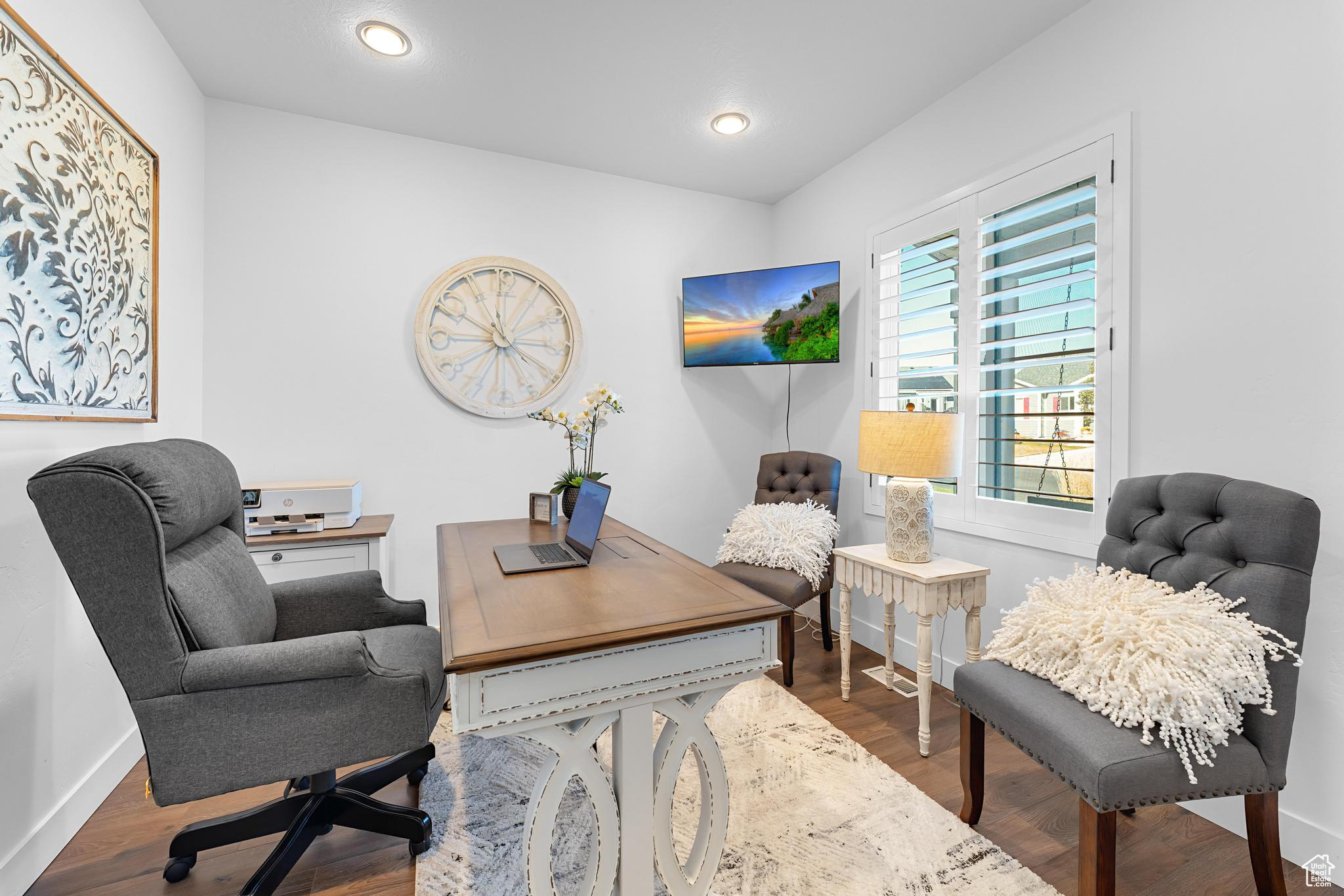 LAKESIDE - Residential