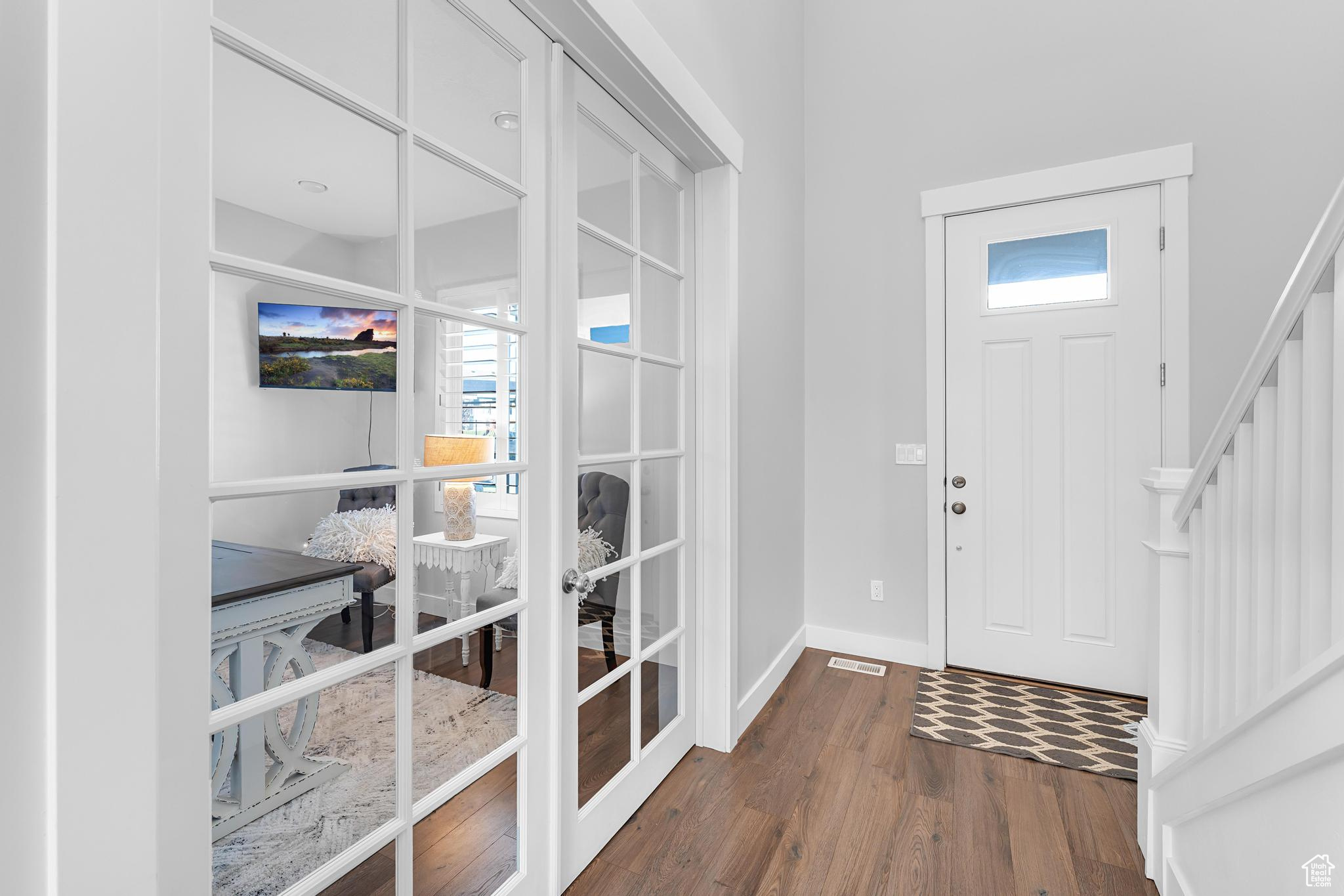 LAKESIDE - Residential