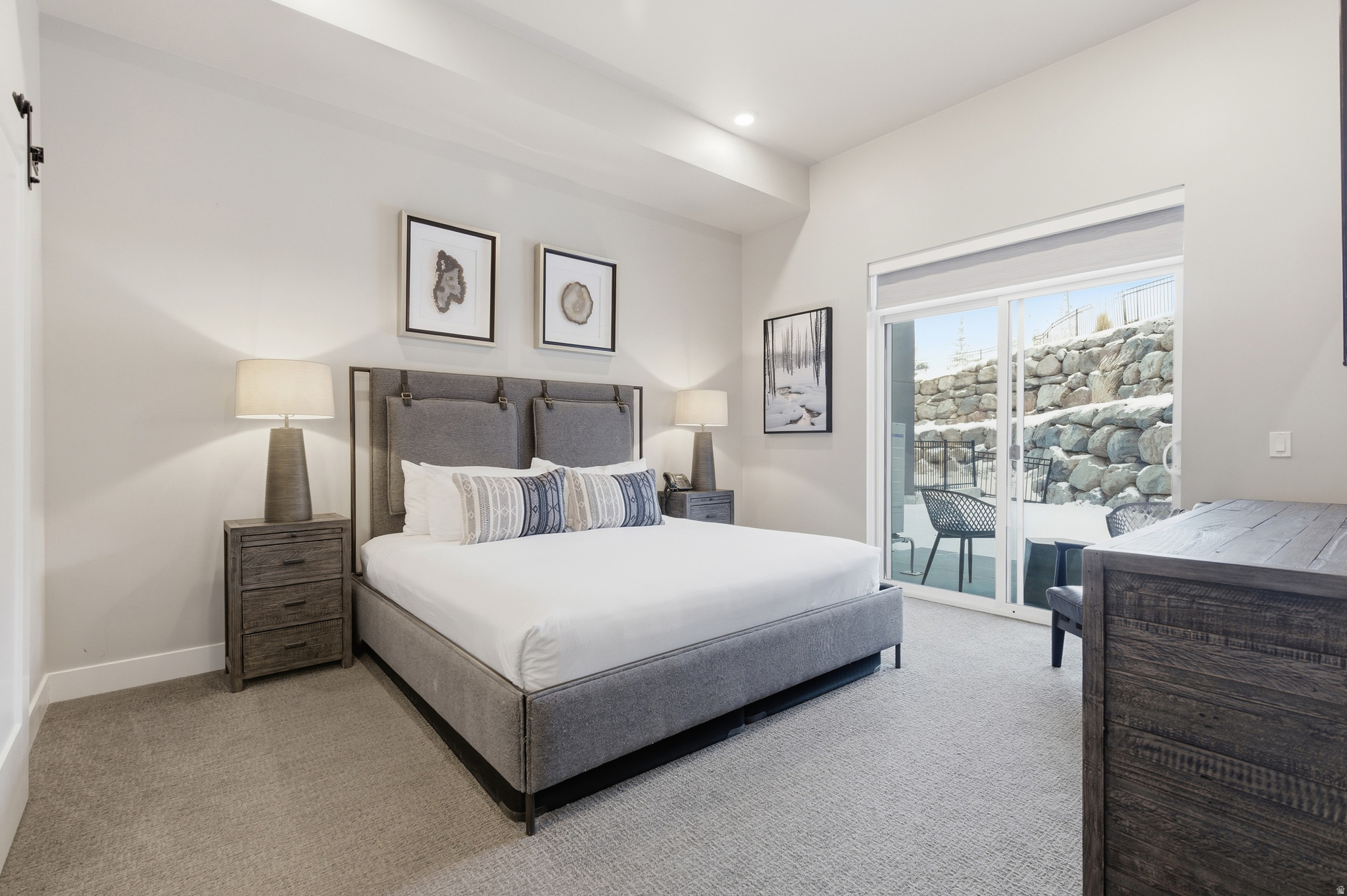 BLACK ROCK LUXURY CONDOMINIUMS - Residential