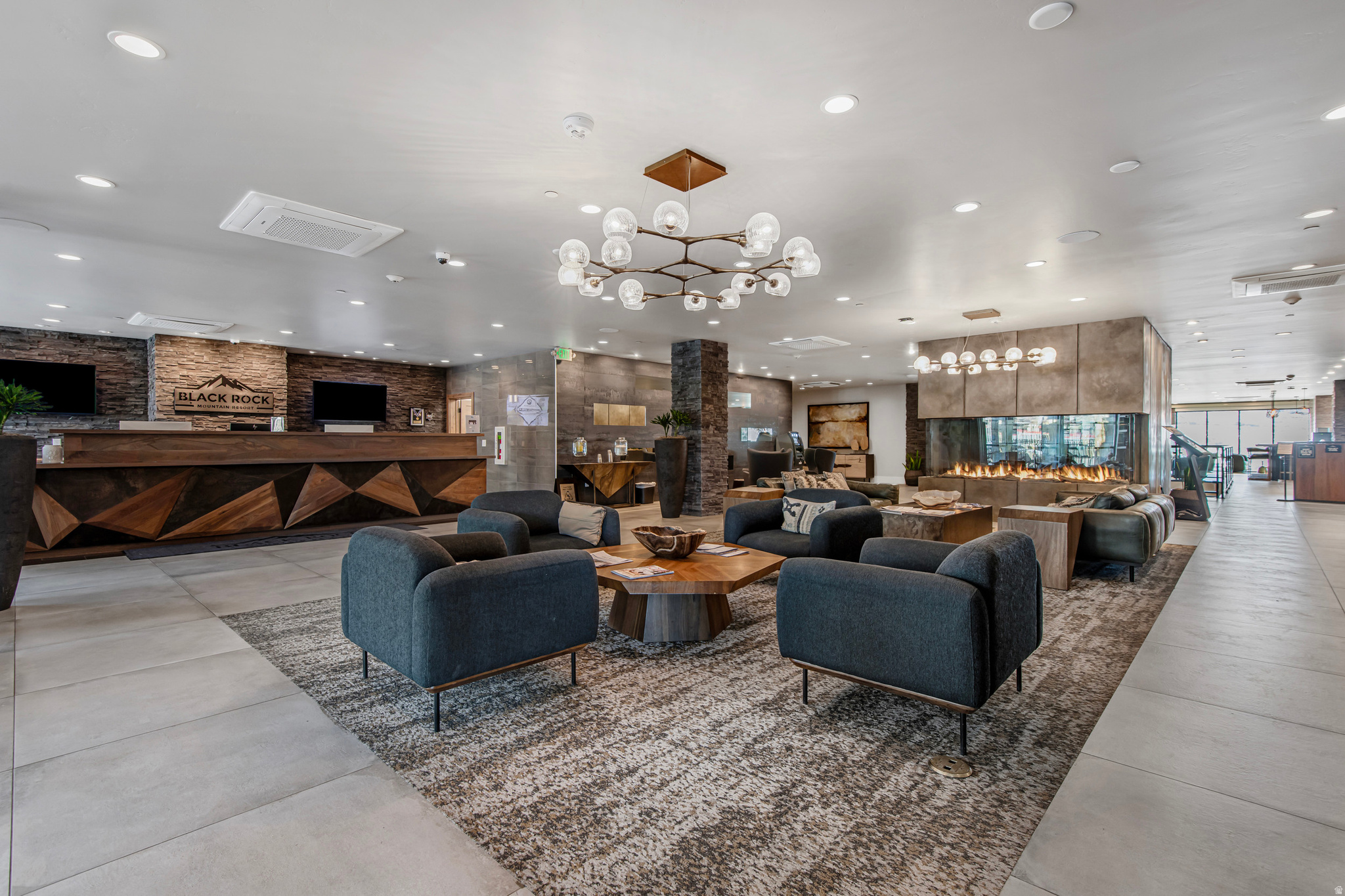 BLACK ROCK LUXURY CONDOMINIUMS - Residential