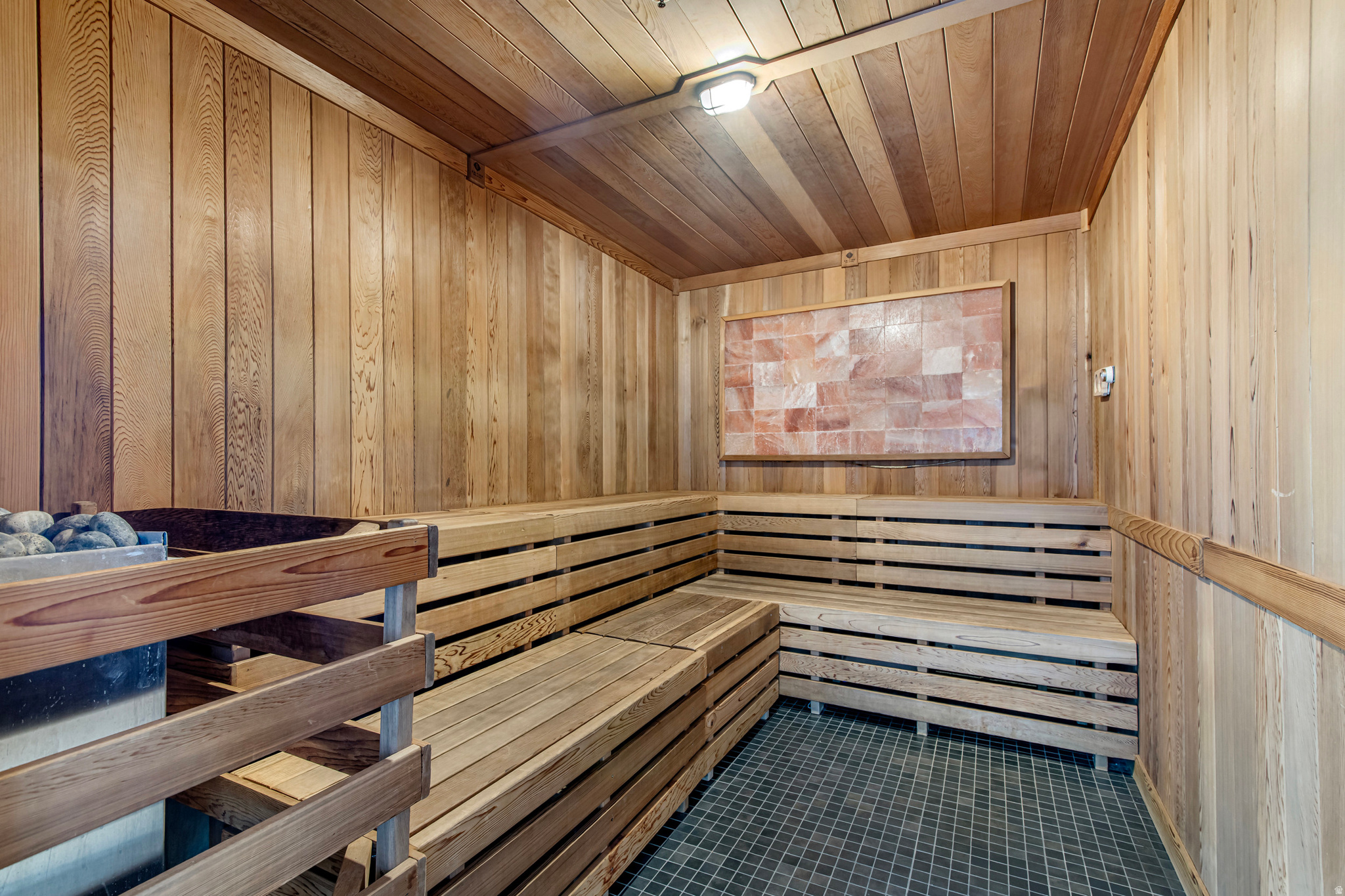 BLACK ROCK LUXURY CONDOMINIUMS - Residential