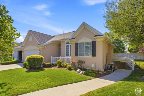 Photo of 11828 S COTTAGE SIDE WAY, Draper, UT 84020 (MLS # 2187218)