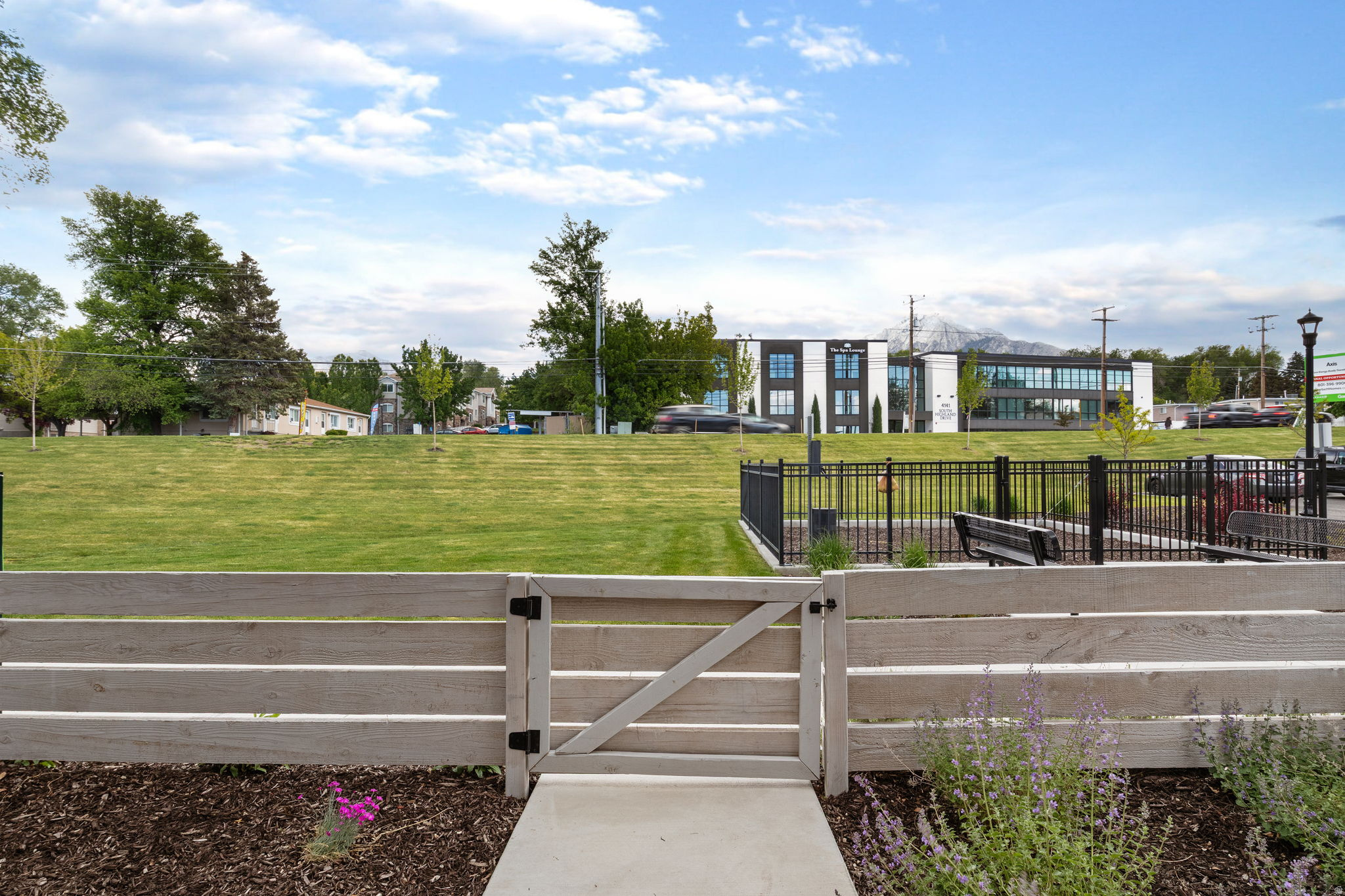 AXIS TOWNHOMES - Residential