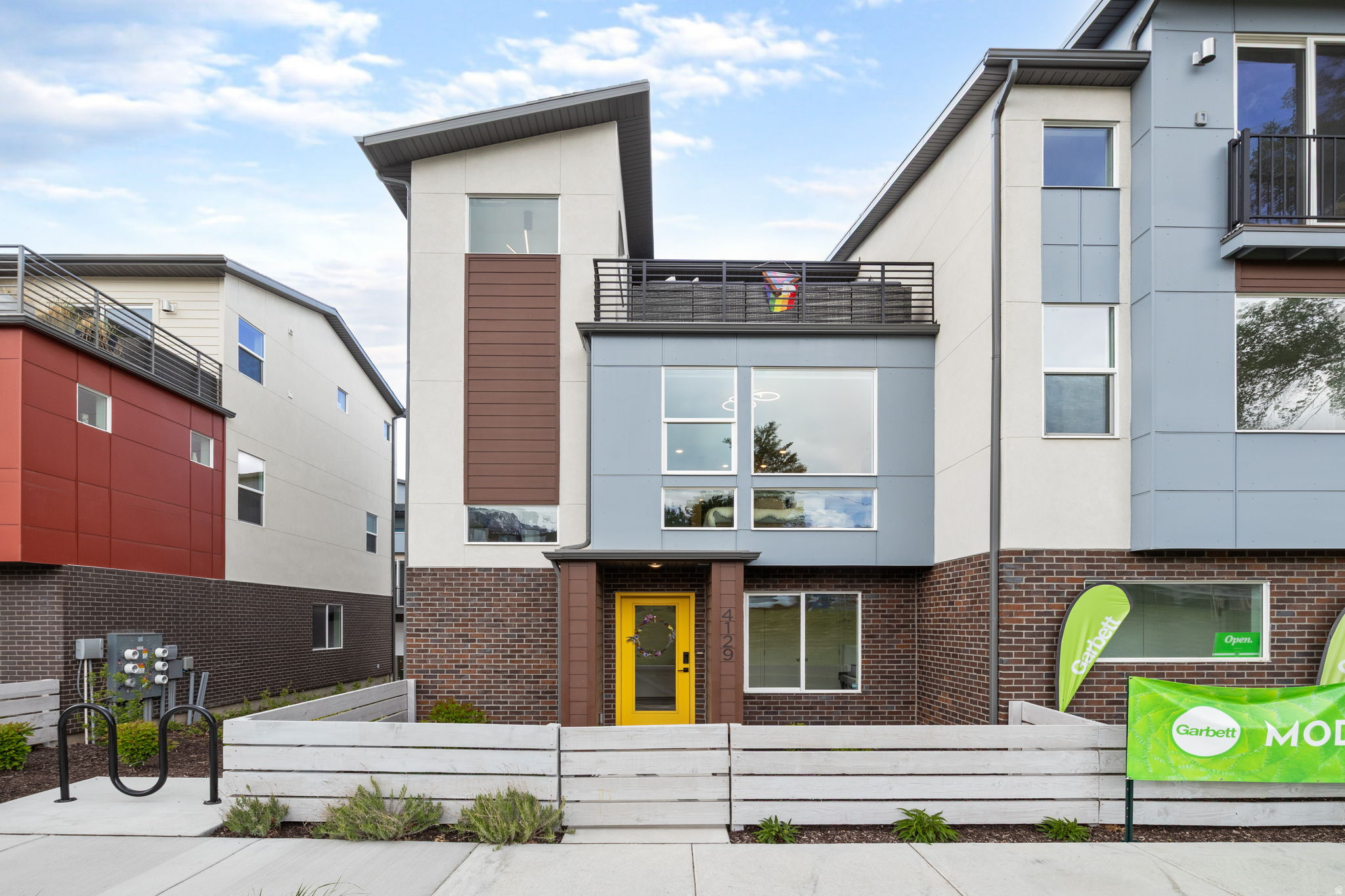 AXIS TOWNHOMES - Residential