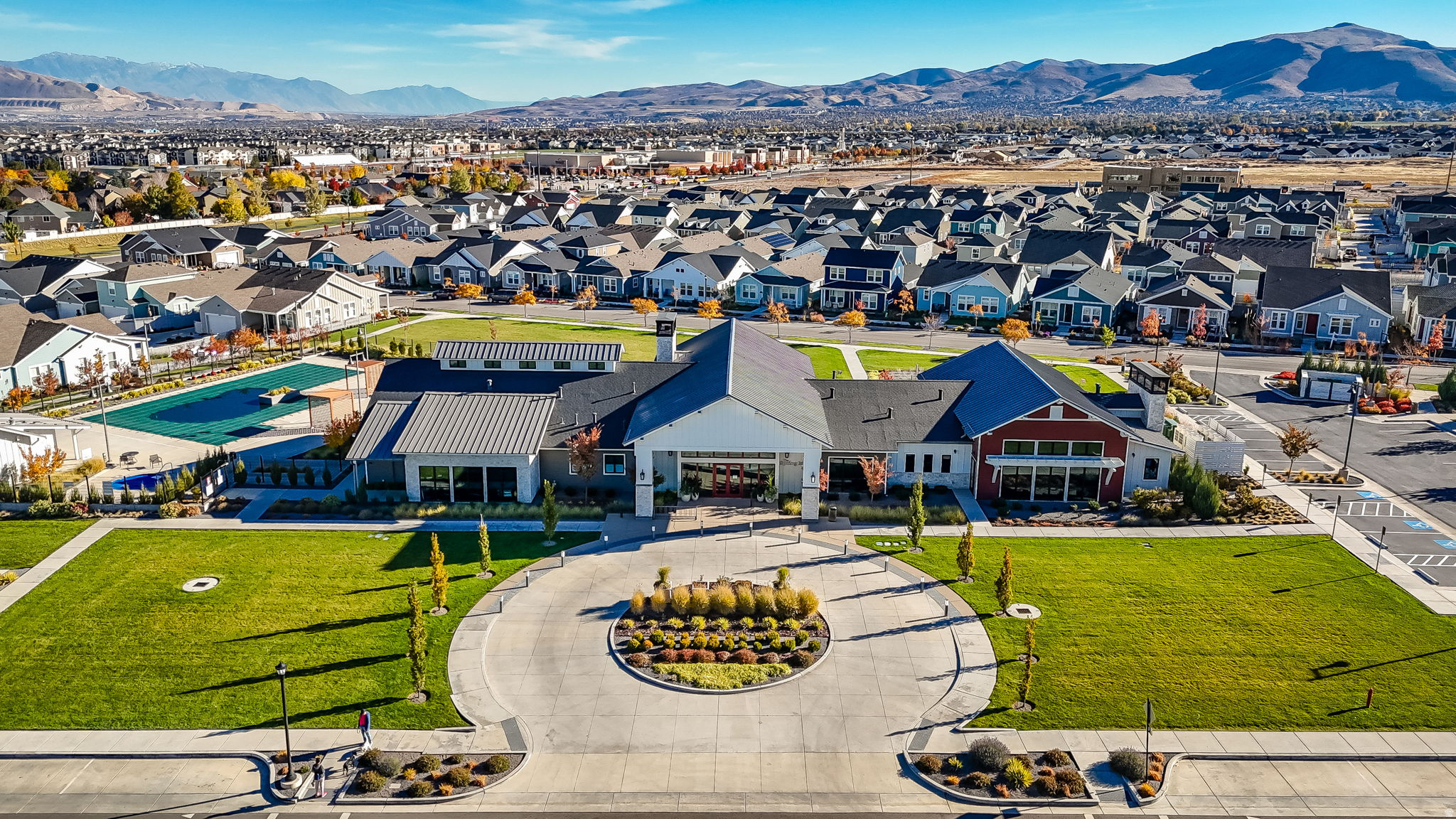 DAYBREAK SPRINGHOUSE - Residential