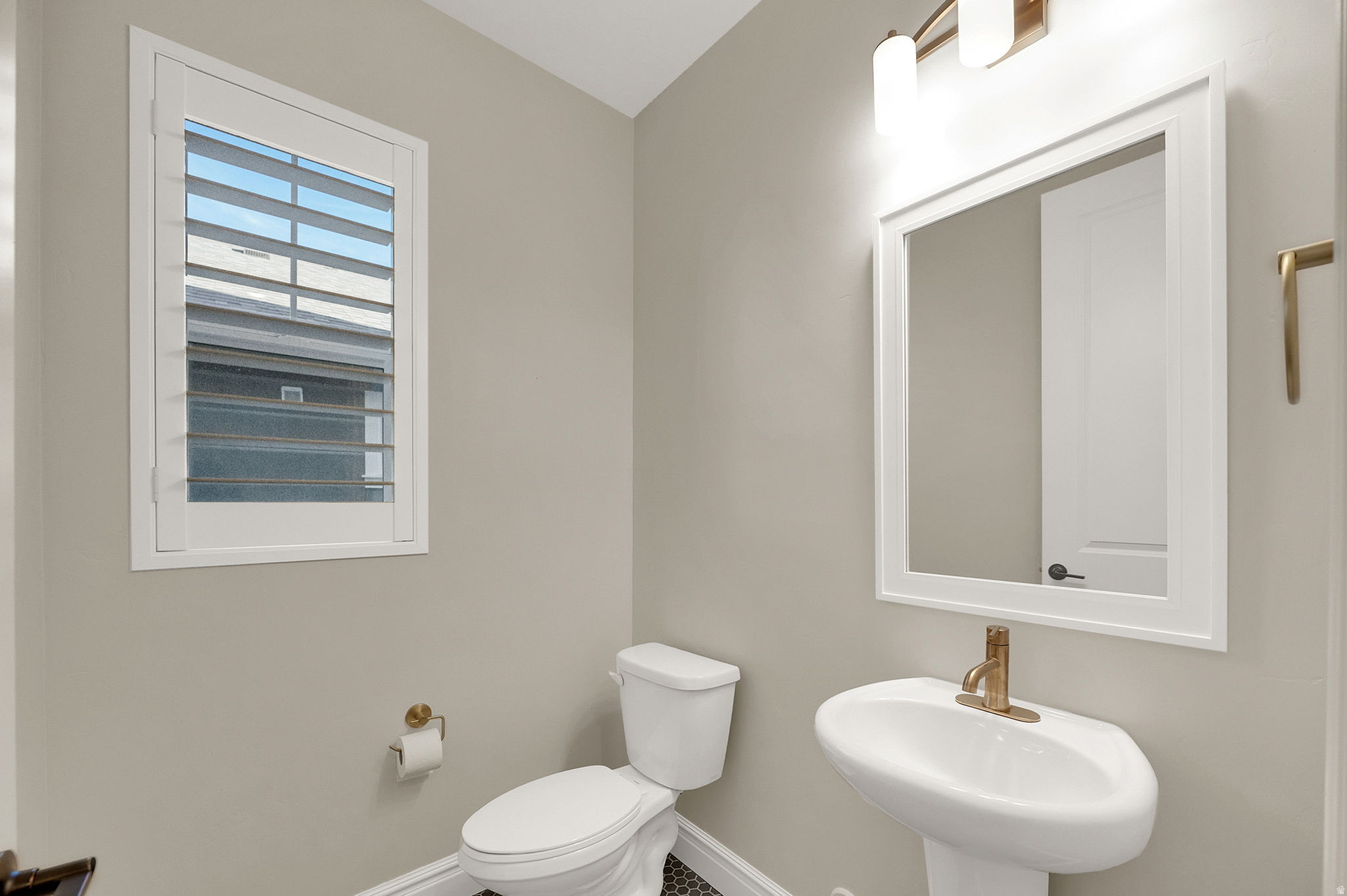 DAYBREAK SPRINGHOUSE - Residential