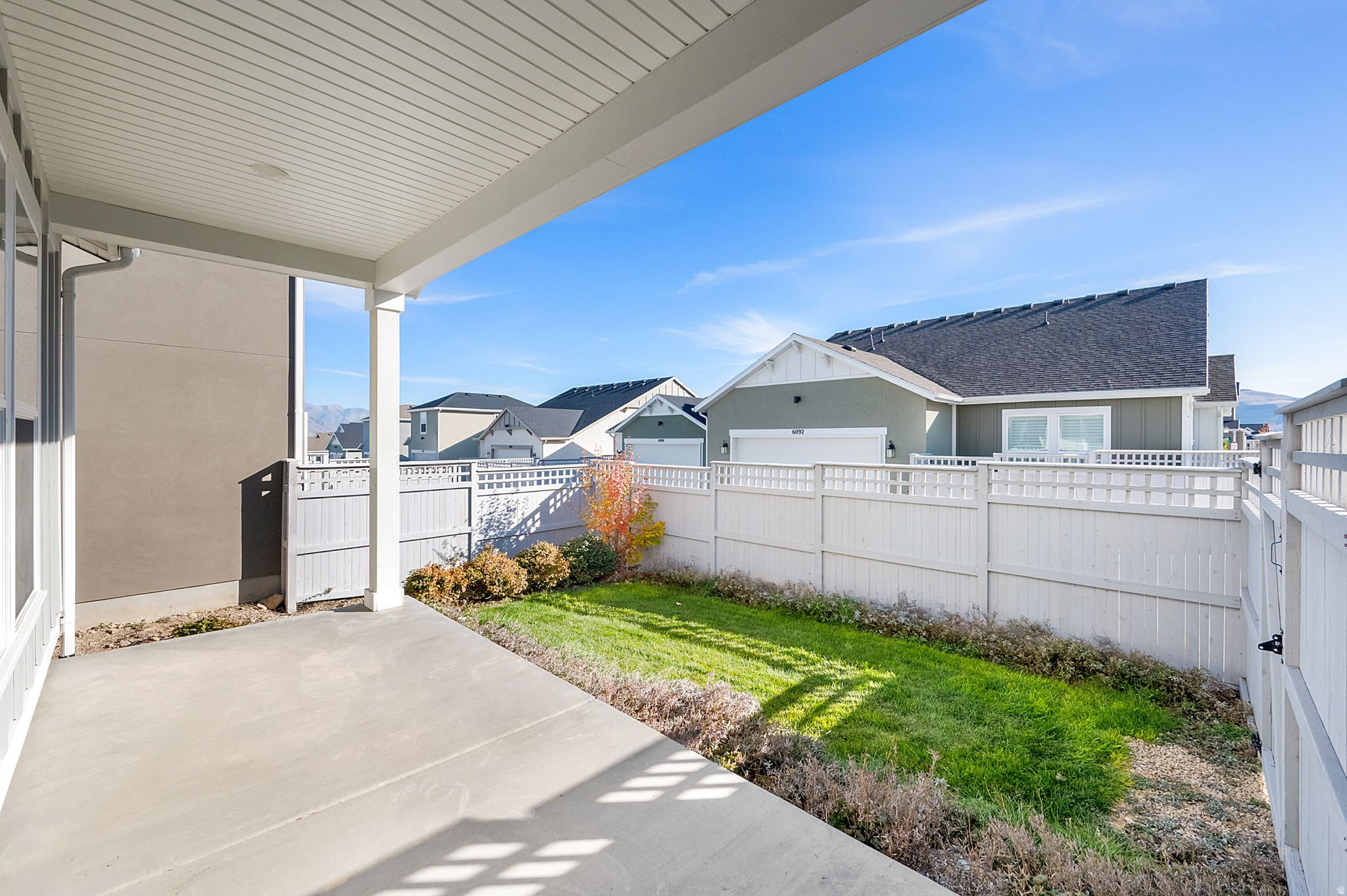 DAYBREAK SPRINGHOUSE - Residential