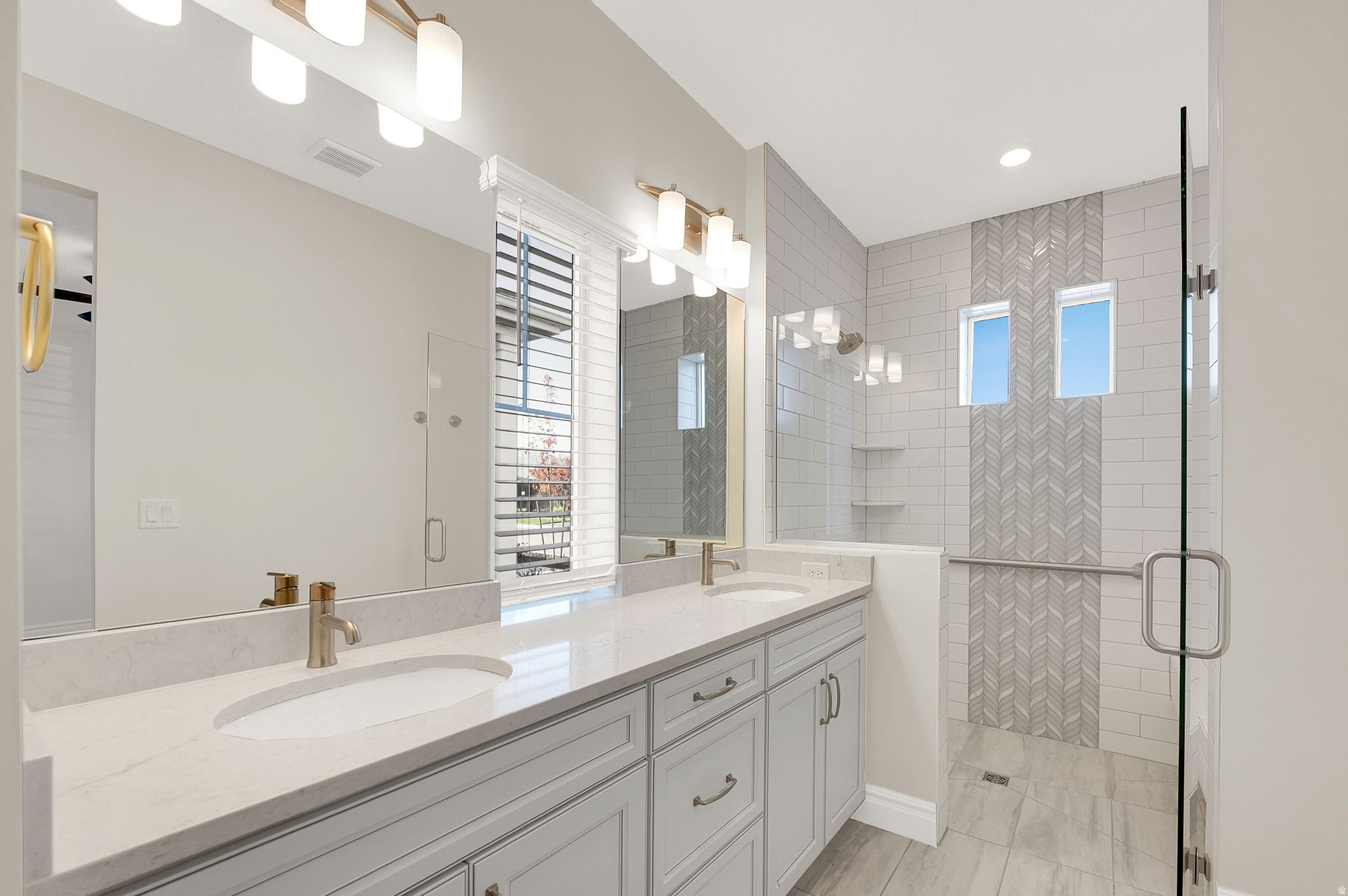 DAYBREAK SPRINGHOUSE - Residential