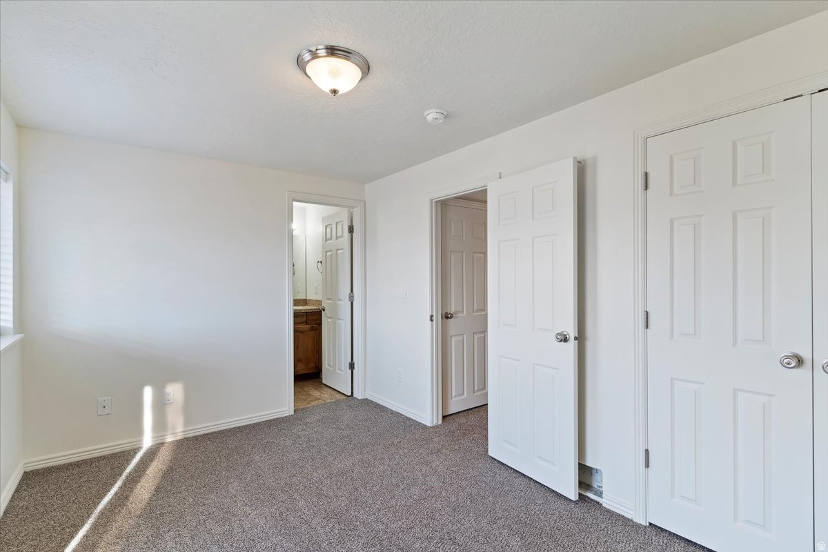 QUAIL HOLLOW - Residential