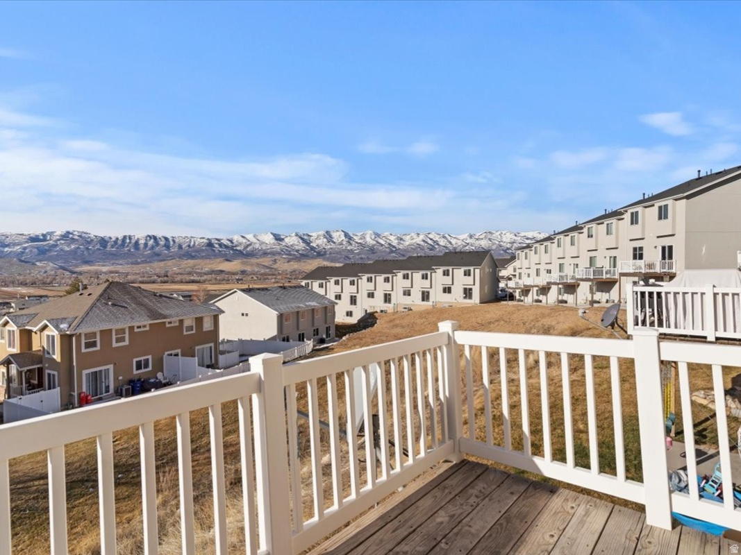 QUAIL HOLLOW - Residential