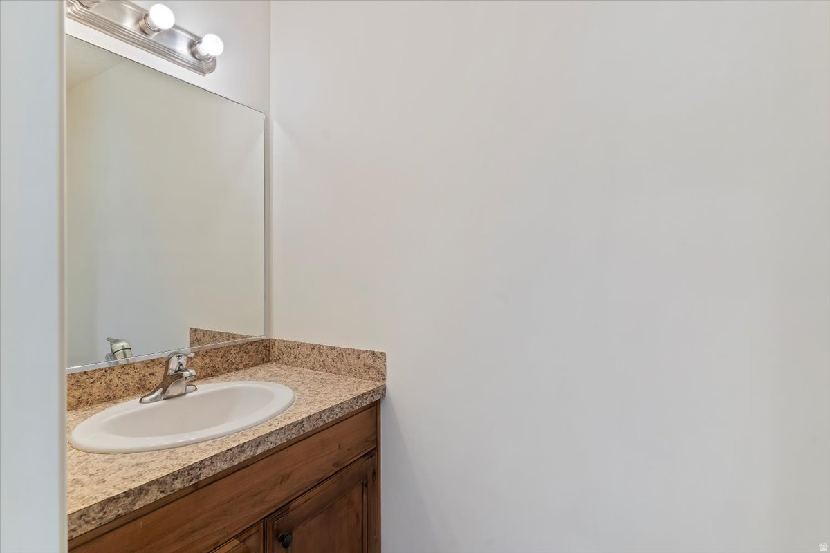 QUAIL HOLLOW - Residential