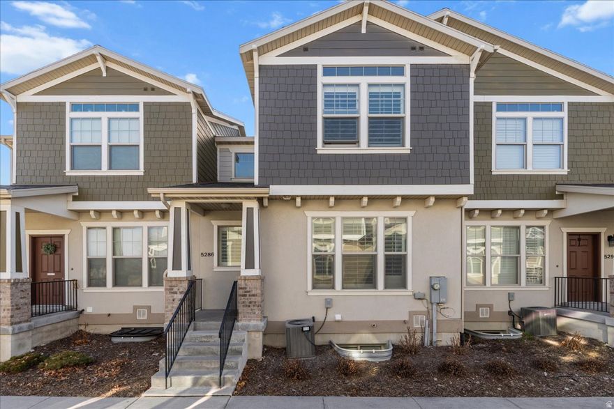 Say hello to your new 4 Beds, 3 baths, Ivory Highbury townhome. Located in highly sought after, quiet Highbury neighborhood, located close to shopping with walking trails and parks. Walking distance to nearby elementary, shopping, groceries and freeway makes this home an ideal home for families and first time home buyers! The finished basement is perfect additional rental income.