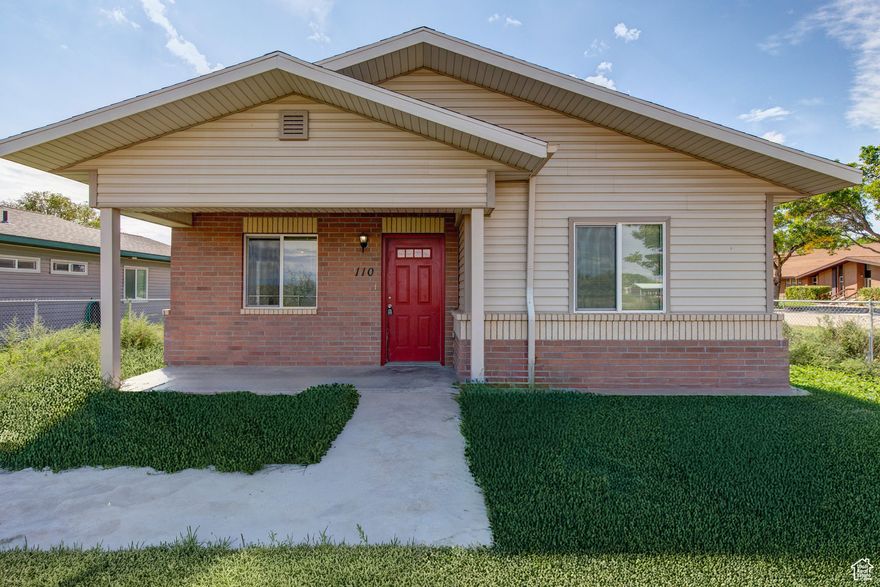 Charming single-level home on a corner lot. This inviting residence offers four bedrooms and plenty of potential to personalize and make it your own. Plenty of space to accommodate a garage addition. Nestled in a row of homes, it's a great option for comfortable living in a small-town setting. All offers negotiated by local Bankruptcy Court Trustee. Seller listed as Michael F. Thomson, Trustee. Please allow 72 hours response time and include pre-approval letter or proof of funds. Sold as-is, where is with no warranties expressed or guaranteed. Title conveyed by Trustee's Deed. Subject to final Bankruptcy court approval and higher and better offers. Call for additional details. All information herein is deemed reliable but is not guaranteed. Buyer is responsible to verify all listing information, including square feet/acreage, to buyer's own satisfaction.