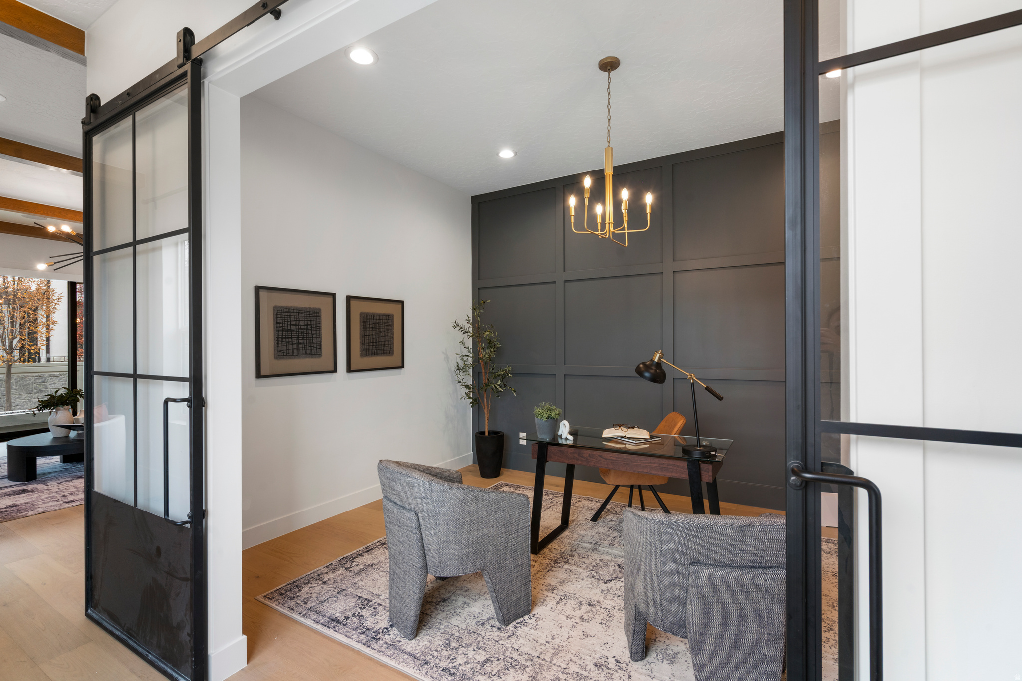 BROOKS LANE - Residential