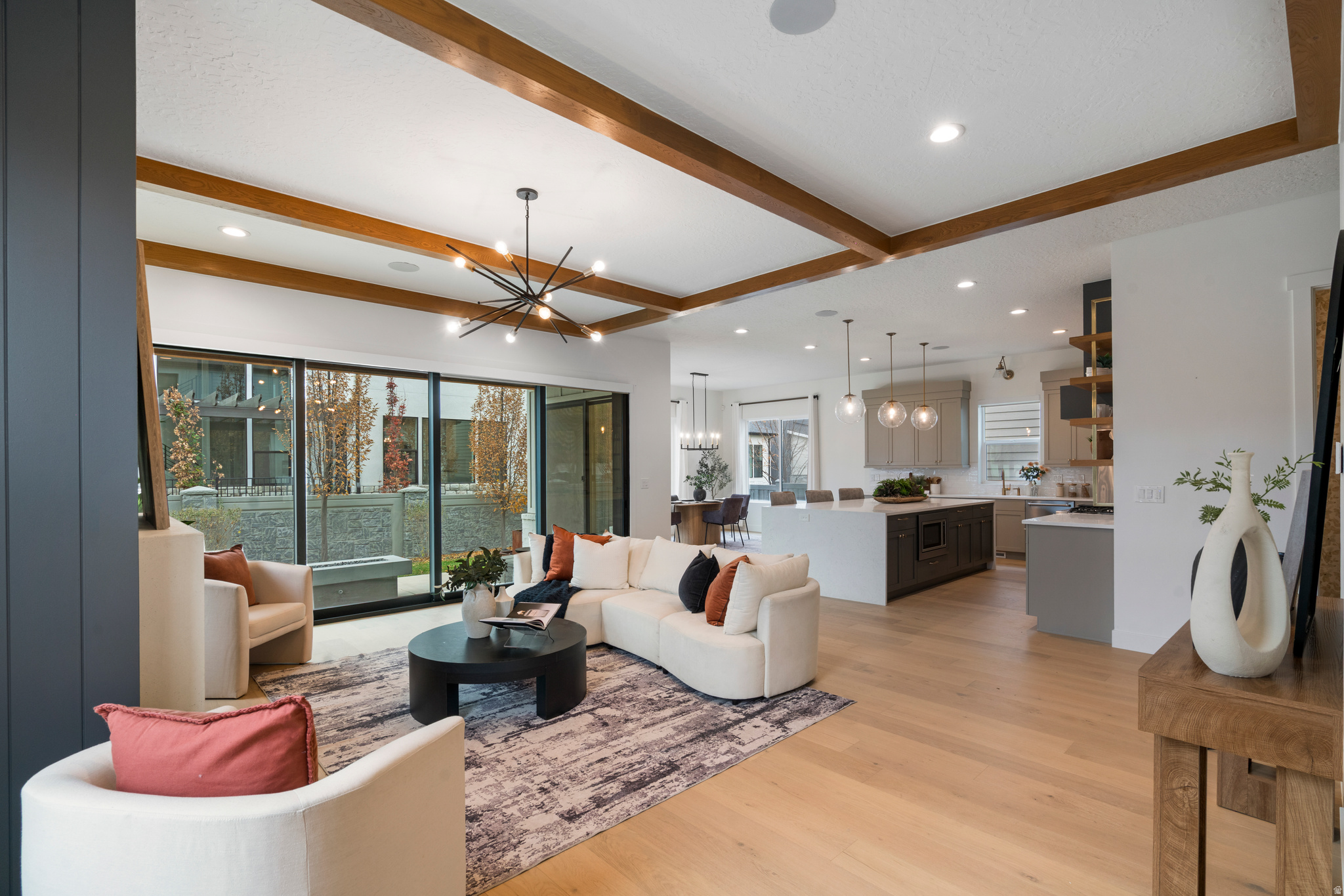 BROOKS LANE - Residential