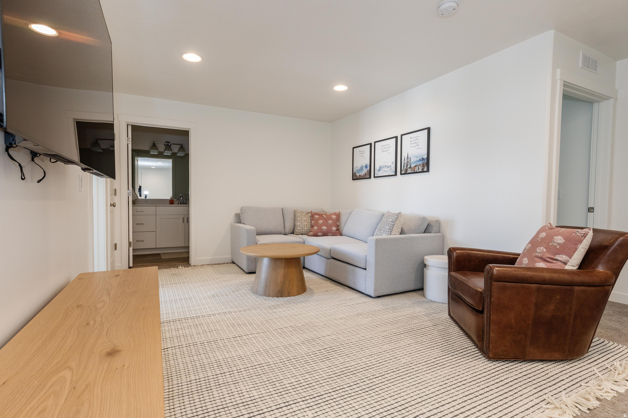 PARADISE PARKWAY - Residential