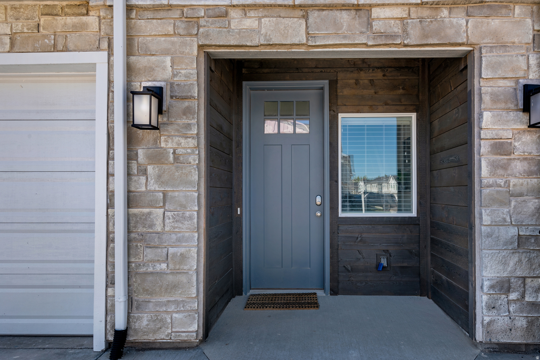 PARADISE PARKWAY - Residential