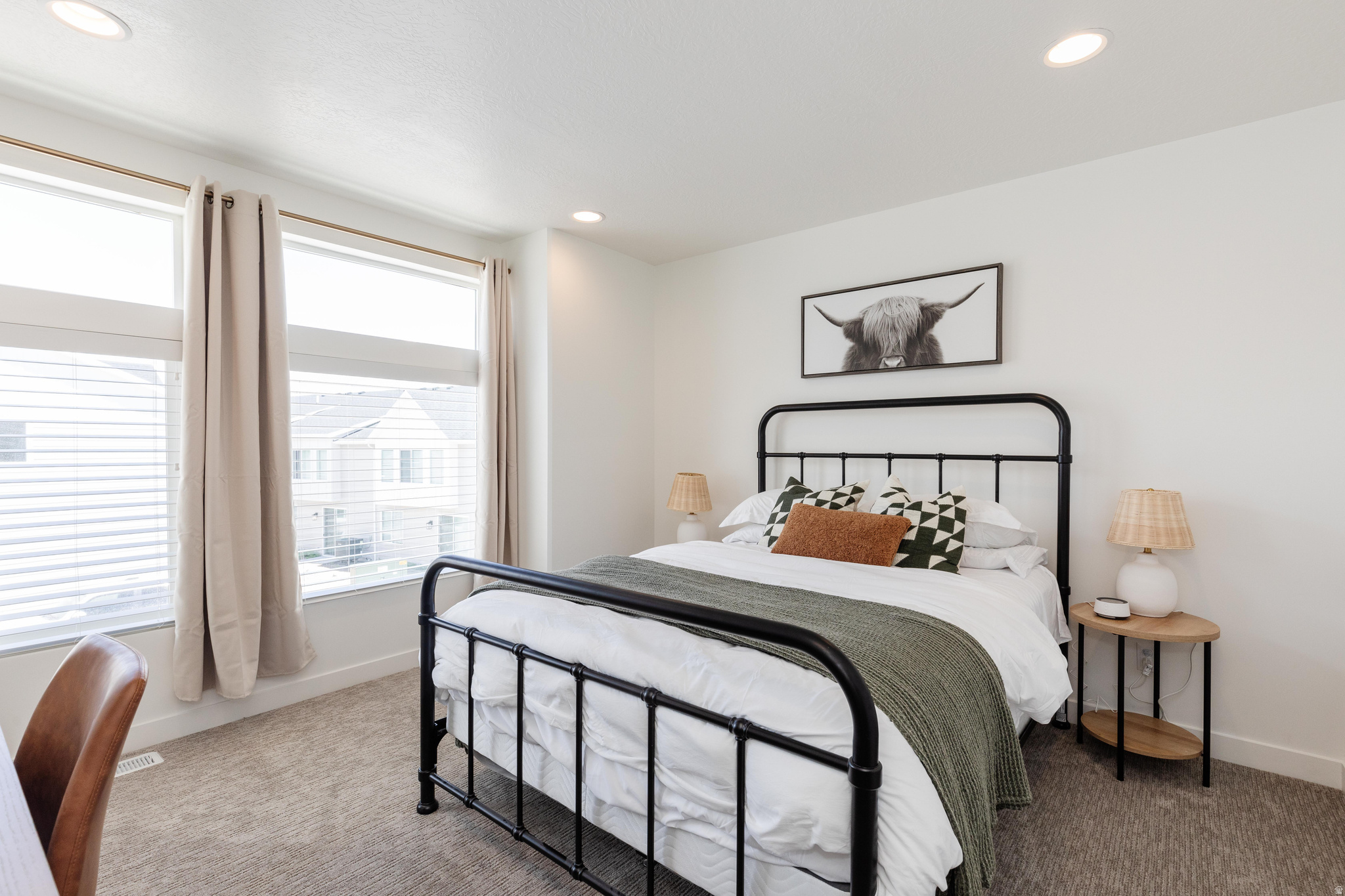 PARADISE PARKWAY - Residential