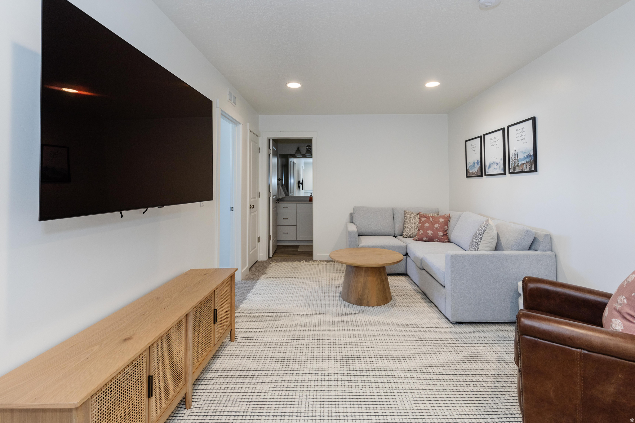 PARADISE PARKWAY - Residential