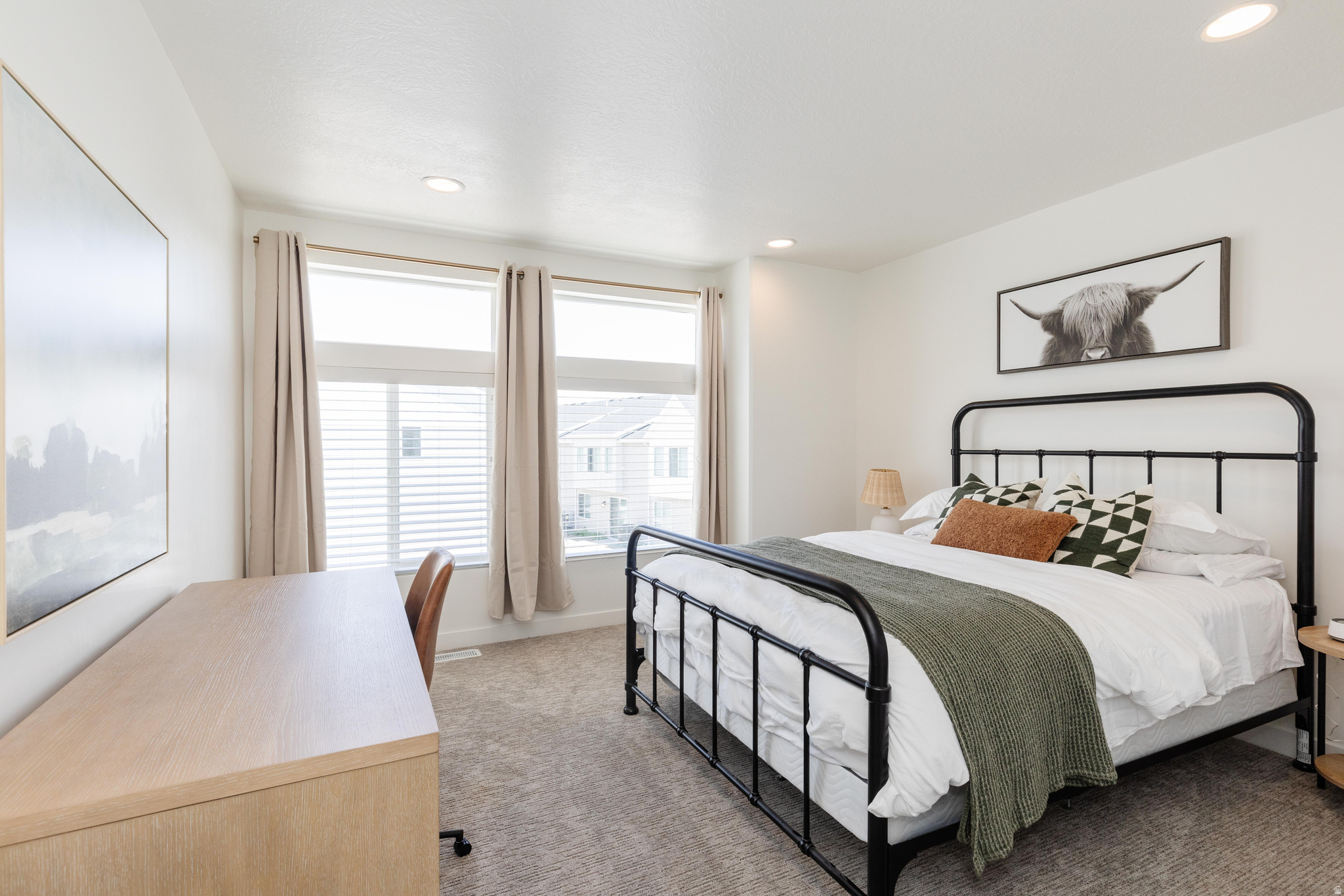 PARADISE PARKWAY - Residential