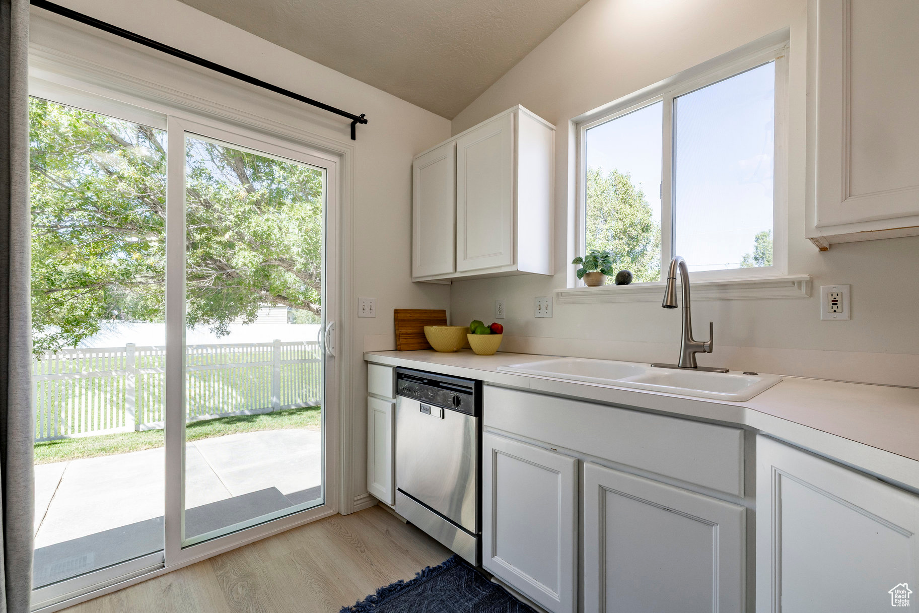 ERICKSON MEADOWS - Residential