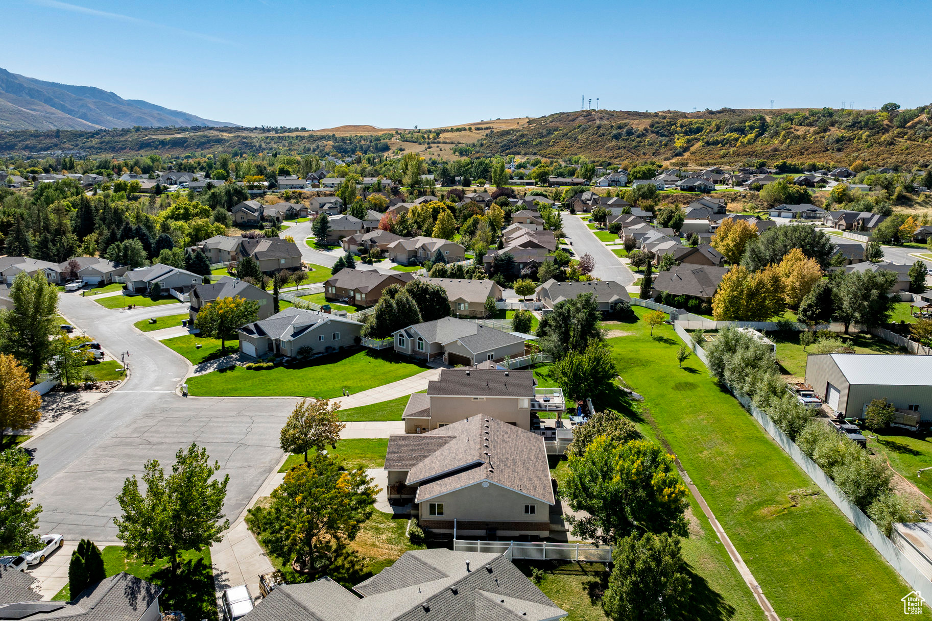 ERICKSON MEADOWS - Residential