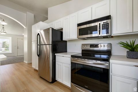 Tiny photo for 7427 SHAY LN, South Weber, UT 84405 (MLS # 2115521)
