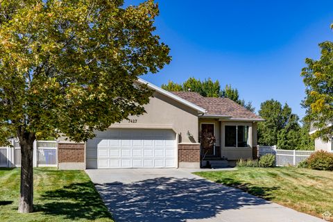 Tiny photo for 7427 SHAY LN, South Weber, UT 84405 (MLS # 2115521)