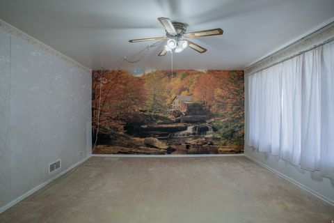 Tiny photo for 332 N 300 W, Bountiful, UT 84010 (MLS # 2135264)