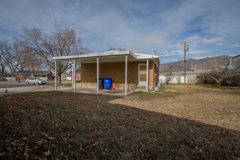 Tiny photo for 332 N 300 W, Bountiful, UT 84010 (MLS # 2135264)